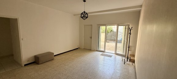 4 bedrooms Townhouse in Gard, France No. 280824 3