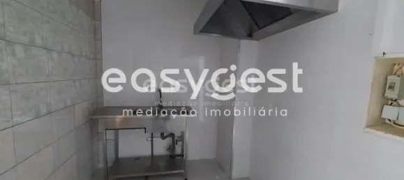 Propriété commerciale à Leiria, Portugal 19m² No. 89601 9
