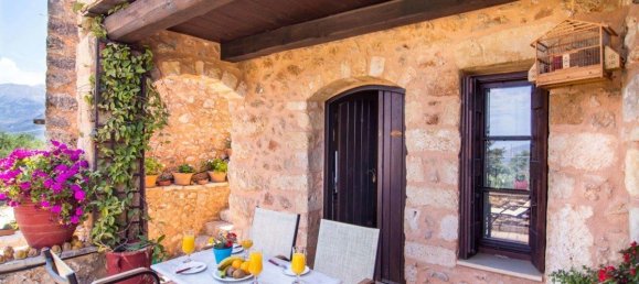 5 bedrooms Land in Chania, Greece No. 241 5