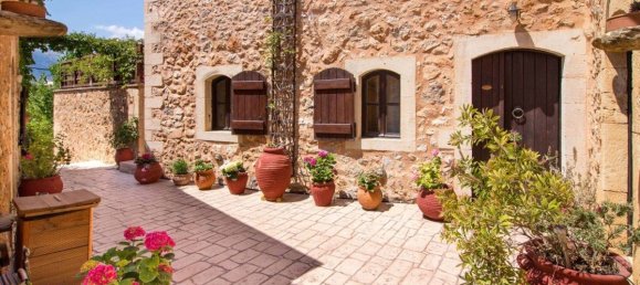 5 bedrooms Land in Chania, Greece No. 241 14