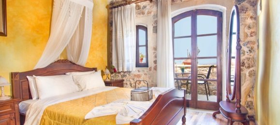 5 bedrooms Land in Chania, Greece No. 241 8