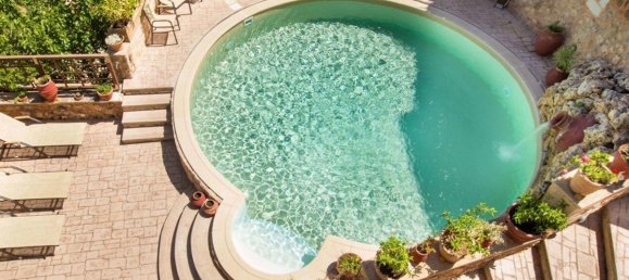 5 bedrooms Land in Chania, Greece No. 241 2