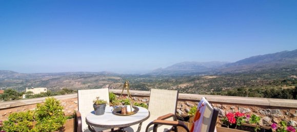 5 bedrooms Land in Chania, Greece No. 241 4