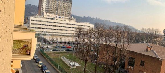 1 bedroom Apartment in Turin, Italy No. 45395 5