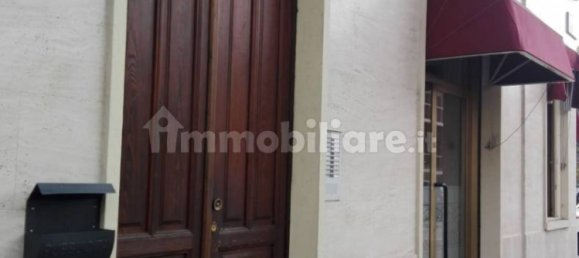 1 bedroom Apartment in Turin, Italy No. 45395 3