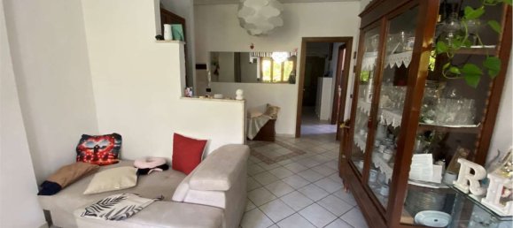 Квартира с 5 спальнями в Модена, Италия № 372266 27