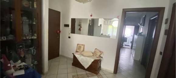 Квартира с 5 спальнями в Модена, Италия № 372266 3