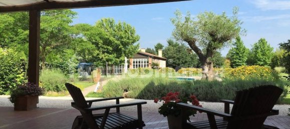 6 chambres Villa à San Biagio di Callalta, Italy No. 229519 3