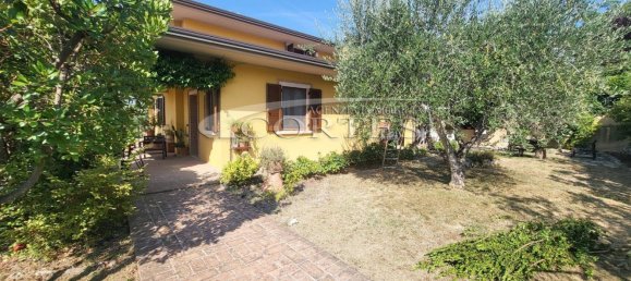 5-Zimmer Villa in Torgiano, Italy, Nr. 292565 2