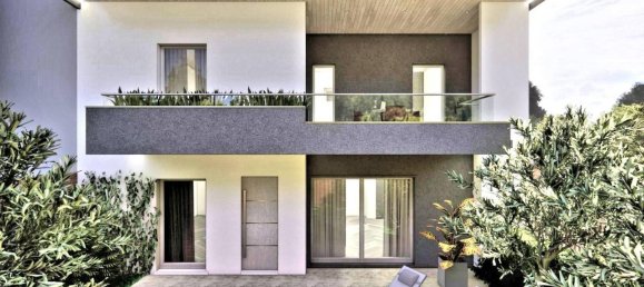 Villa de 4 habitaciónes en Vimercate, Italy No. 37534 2