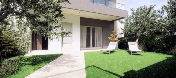 Villa de 4 habitaciónes en Vimercate, Italy No. 37534 5