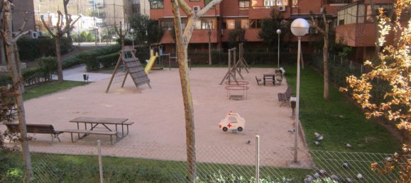 4 bedrooms Apartment in Madrid, Spain No. 21293 35