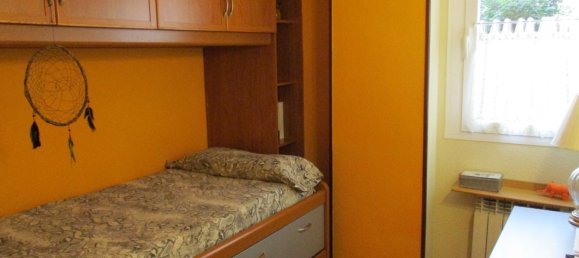 4 bedrooms Apartment in Madrid, Spain No. 21293 22