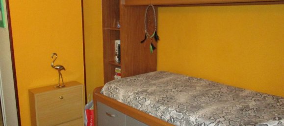 4 bedrooms Apartment in Madrid, Spain No. 21293 24