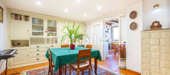 3 bedrooms House in Carbonera, Italy No. 262545 5