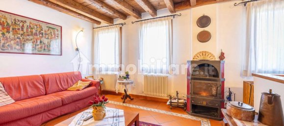 3 bedrooms House in Carbonera, Italy No. 262545 3