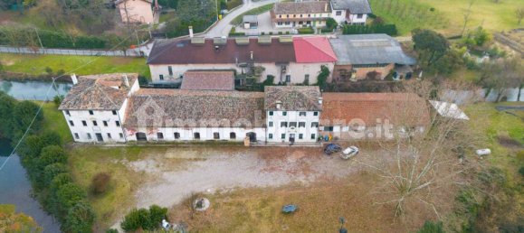 3 bedrooms House in Carbonera, Italy No. 262545 28