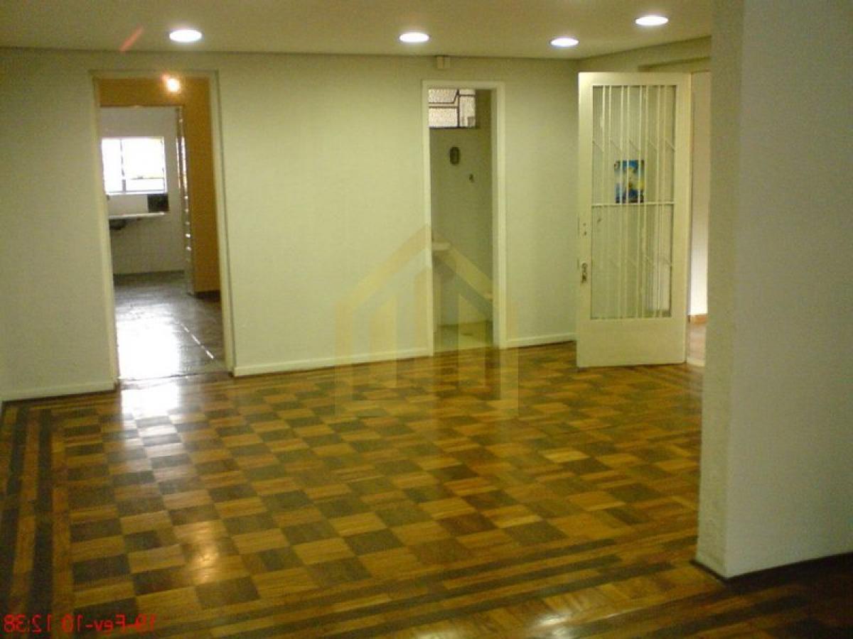 Дом с 3 спальнями в Сан-Паулу, Бразилия № 445509