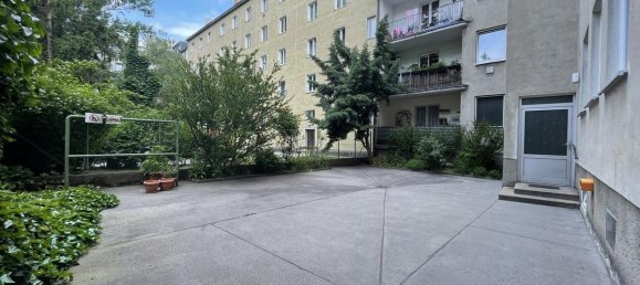 2 rooms Apartment in Penzing, Austria No. 156558 9