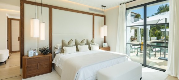 Villa de 6 dormitorios en Marbella, Spain No. 46784 16