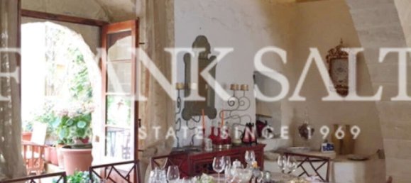 3 bedrooms House in Attard, Malta No. 3210 6