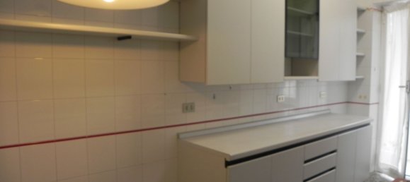 4 rooms Apartment in Savona, Italy No. 80078 7