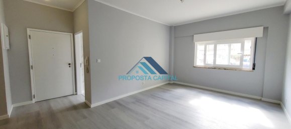 3 bedrooms Apartment in Loures, Portugal No. 94649 8