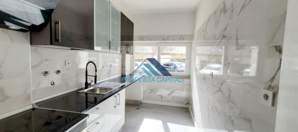 3 bedrooms Apartment in Loures, Portugal No. 94649 3