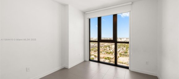 2 dormitorios propiedad comercial en venta en Miami, Miami-Dade, Florida, USA № 614868 11