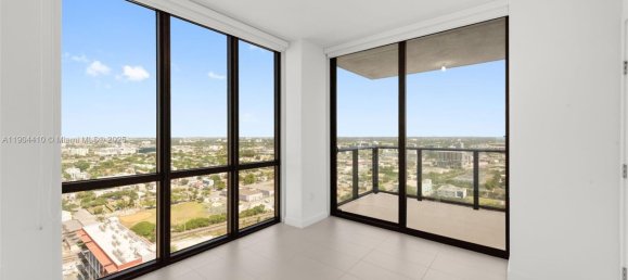 2 dormitorios propiedad comercial en venta en Miami, Miami-Dade, Florida, USA № 614868 8