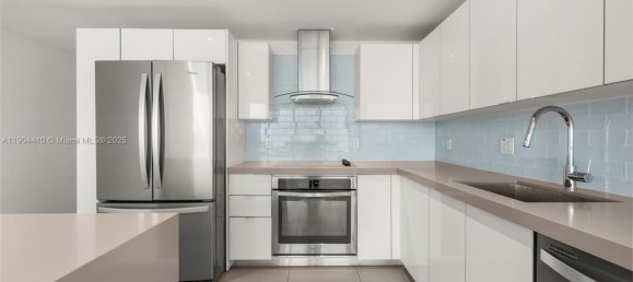 2 dormitorios propiedad comercial en venta en Miami, Miami-Dade, Florida, USA № 614868 3