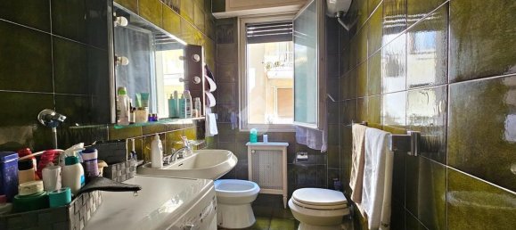 3 bedrooms Apartment in Genoa, Italy No. 343135 38