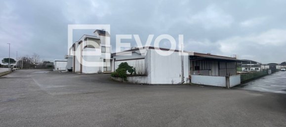 Almacén en Udine, Italy 3243 m² No. 280433 10