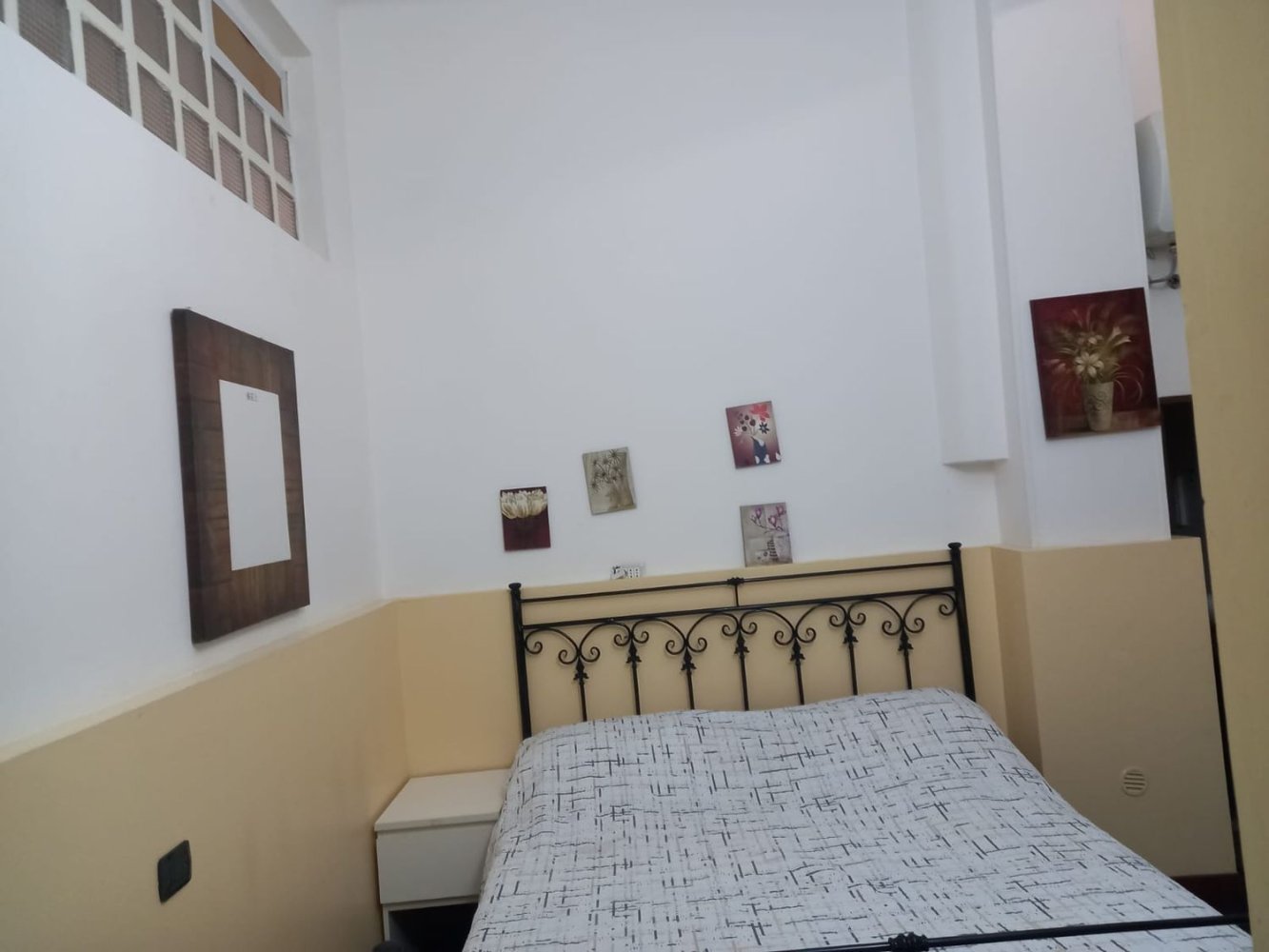1 bedroom Apartment in Bari, Italy No. 336735