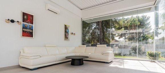 7 bedrooms Villa in Marbella, Spain No. 22873 21