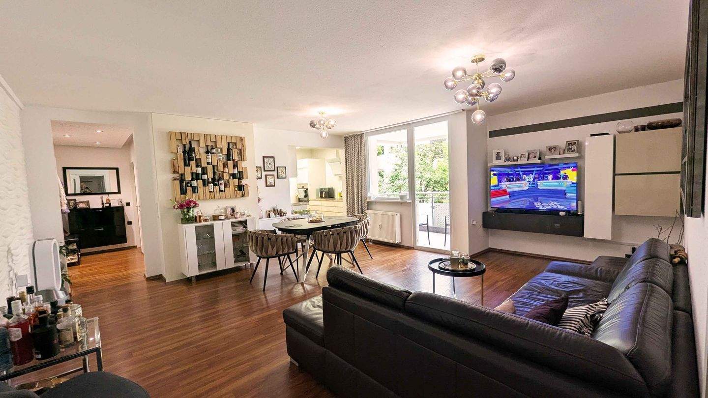 Apartamento de 4 habitaciónes en Nuremberg, Germany No. 286411