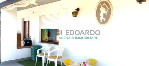 2 bedrooms Penthouse in Martinsicuro, Italy No. 345328 5