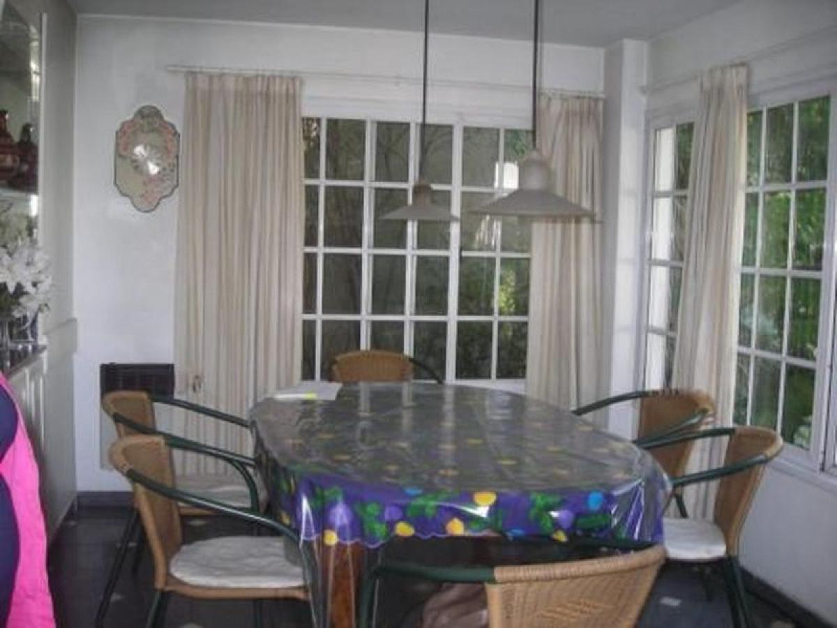 5 bedrooms House in General San Martin, Argentina No. 62411