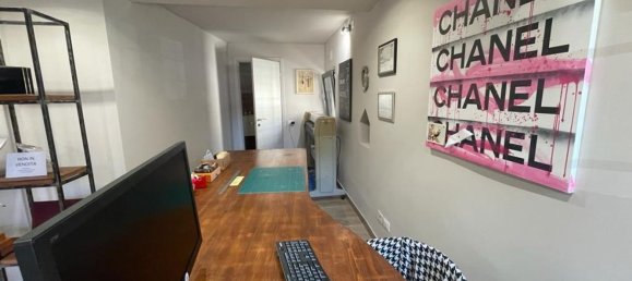 40m² Commercial property in Pistoia, Italy No. 119822 5