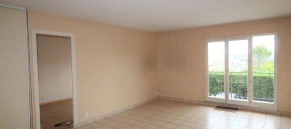 1 bedroom Apartment in Noisy-le-Grand, France No. 174251 4