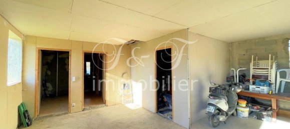 Imóvel comercial T2 em Saint-Saturnin-les-Apt, France N.º 353190 19