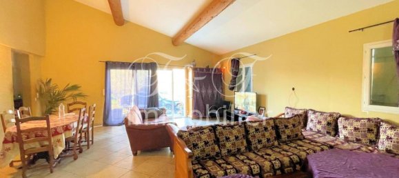 Imóvel comercial T2 em Saint-Saturnin-les-Apt, France N.º 353190 17