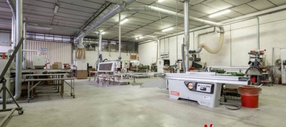 Коммерческая недвижимость с 5 комнатами в Ногароле Рокка, Италия № 159741 2