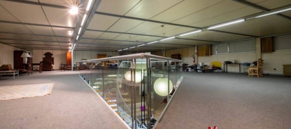 Коммерческая недвижимость с 5 комнатами в Ногароле Рокка, Италия № 159741 9