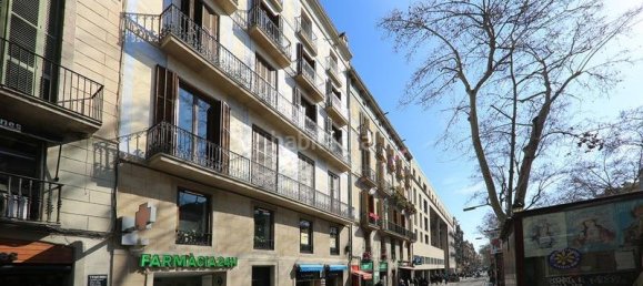 Apartamento T2 em Ciutat Vella, Spain N.º 25649 12