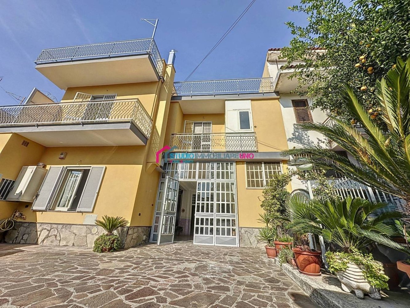 6 bedrooms Apartment in Saviano, Italy No. 34120