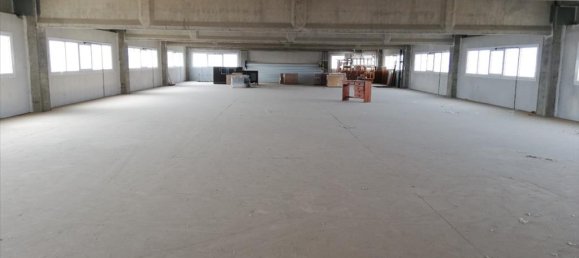 1000m² Property in Athens, Greece No. 5285 2