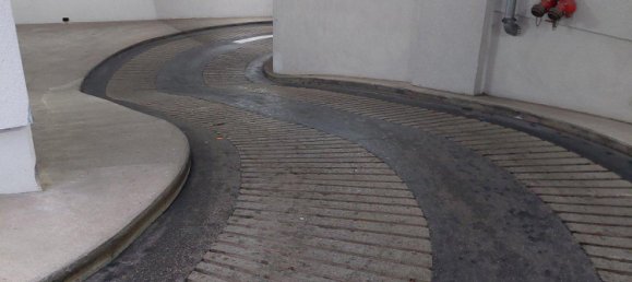 Парковка в Штутгарт, Германия № 271246 4