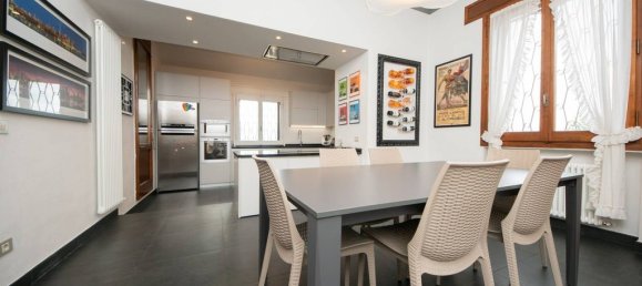 Villa T3 em Serravalle Pistoiese, Italy N.º 289440 11