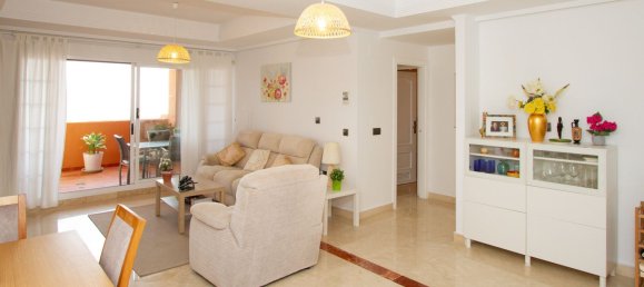 Apartamento de 2 dormitorios en Marbella, Spain No. 44474 26